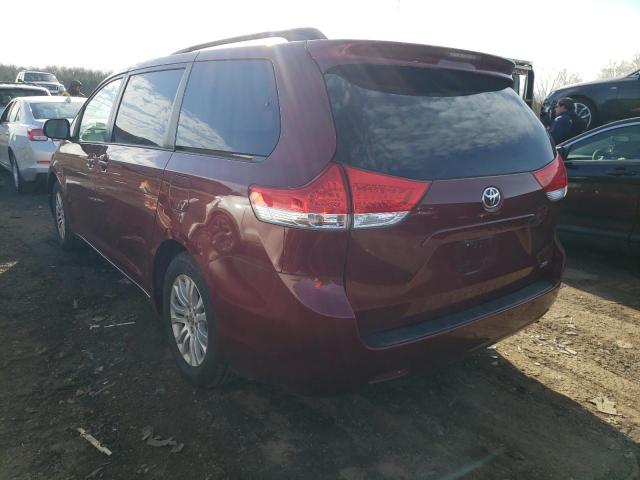 Photo 2 from auction – 2012 TOYOTA SIENNA XLE with VIN 5TDYK3DC2CS276720