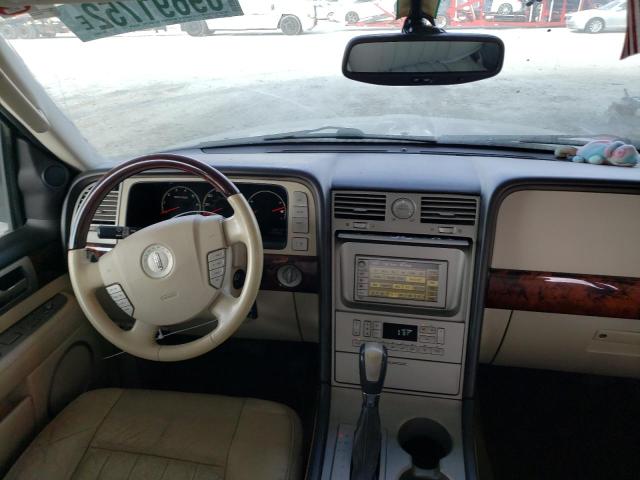 Photo 8 from auction – 2003 LINCOLN NAVIGATOR with VIN 5LMFU28R03LJ40722