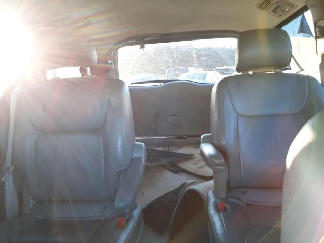 Photo 10 from auction – 2004 TOYOTA SIENNA XLE with VIN 5TDZA22C24S220122