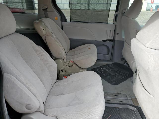 Photo 11 from auction – 2011 TOYOTA SIENNA LE with VIN 5TDKK3DC0BS165278