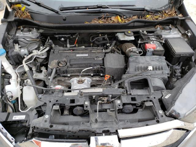 Photo 12 from auction – 2017 HONDA CR-V LX with VIN 7FARW5H33HE011917
