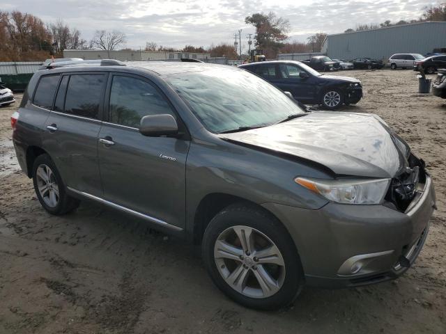 Photo 4 from auction – 2011 TOYOTA HIGHLANDER with VIN 5TDDK3EH3BS050032