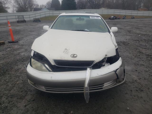 Photo 5 from auction – 1998 LEXUS ES 300 with VIN JT8BF28G1W5017422