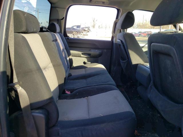 Фото 10 с аукциона – 2003 CHEVROLET SILVERADO с VIN 1GCEK19V83E249741