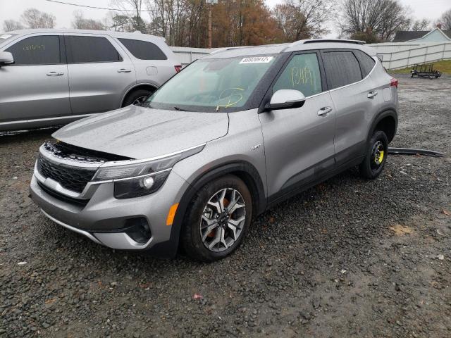 KIA SELTOS EX 2021 with VIN KNDERCAA1M7121198 - Photo from auction
