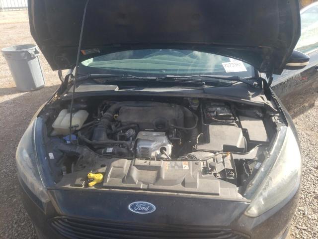 Photo 11 from auction – 2016 FORD FOCUS SE with VIN 1FADP3FE9GL302208