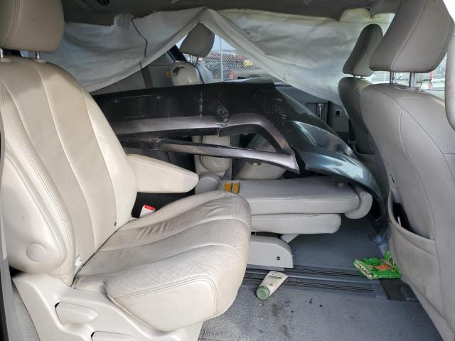 Photo 11 from auction – 2012 TOYOTA SIENNA XLE with VIN 5TDYK3DC1CS231493