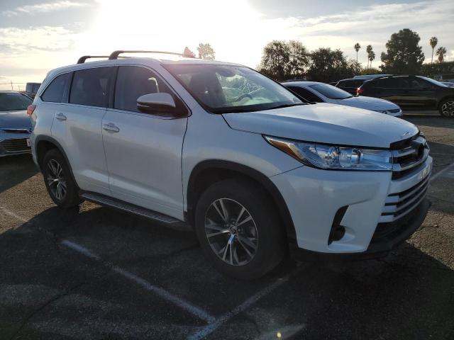 Photo 4 from auction – 2018 TOYOTA HIGHLANDER with VIN 5TDZZRFH2JS284860