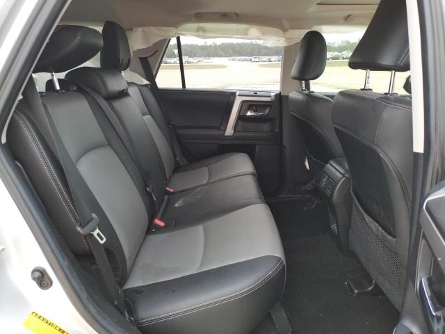 Photo 11 from auction – 2020 TOYOTA 4RUNNER SR with VIN JTEZU5JR8L5220530