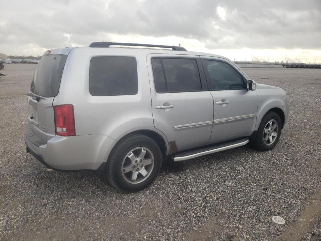 Photo 3 from auction – 2011 HONDA PILOT TOUR with VIN 5FNYF4H97BB090778
