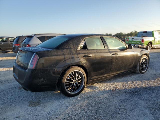 Photo 3 from auction – 2013 CHRYSLER 300C VARVA with VIN 2C3CCADT4DH682840