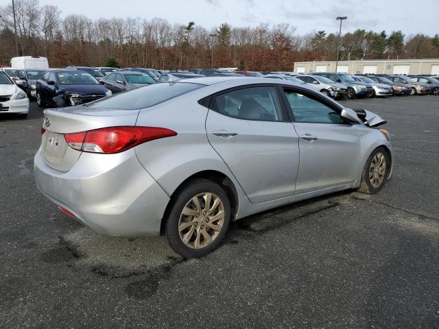 Photo 3 from auction – 2012 HYUNDAI ELANTRA GL with VIN 5NPDH4AE9CH141989