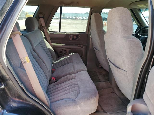 Photo 11 from auction – 2002 CHEVROLET BLAZER with VIN 1GNCS13WX2K130069