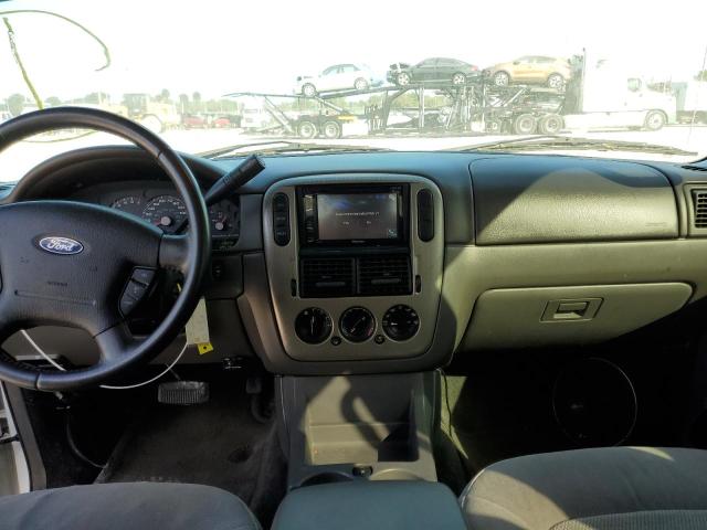 Photo 10 from auction – 2005 FORD EXPLORER with VIN 1FMZU63K95UA67770