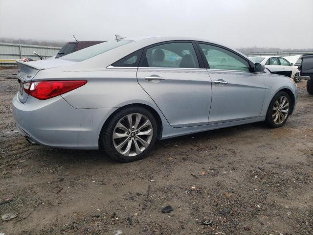 Photo 3 from auction – 2012 HYUNDAI SONATA SE with VIN 5NPEC4AB5CH443787