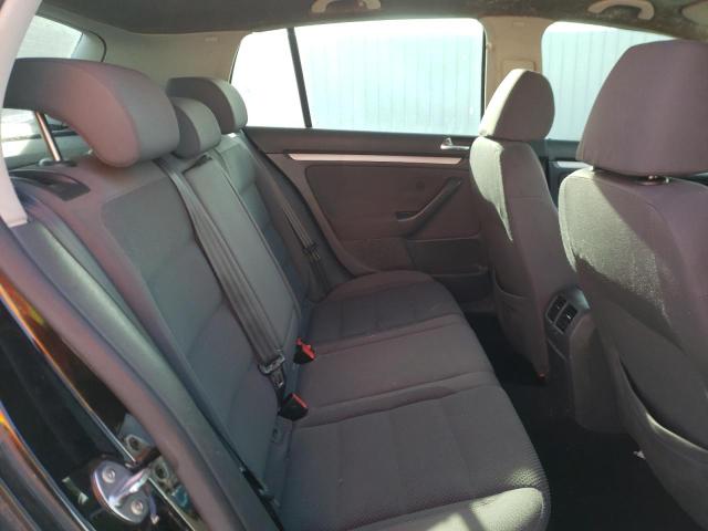 Photo 10 from auction – 2008 VOLKSWAGEN RABBIT with VIN WVWCA71K08W100143