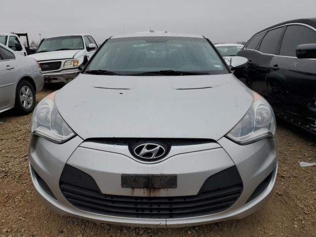 Photo 5 from auction – 2013 HYUNDAI VELOSTER with VIN KMHTC6AD6DU170561