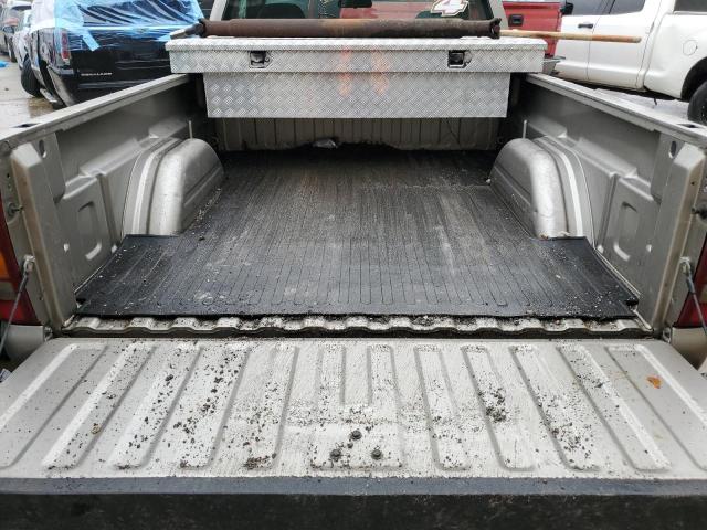 Photo 10 from auction – 2001 CHEVROLET SILVERADO with VIN 1GCEC14T61Z166107