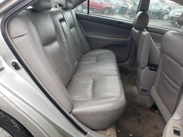 Photo 10 from auction – 2004 TOYOTA CAMRY LE with VIN 4T1BE32K14U901575