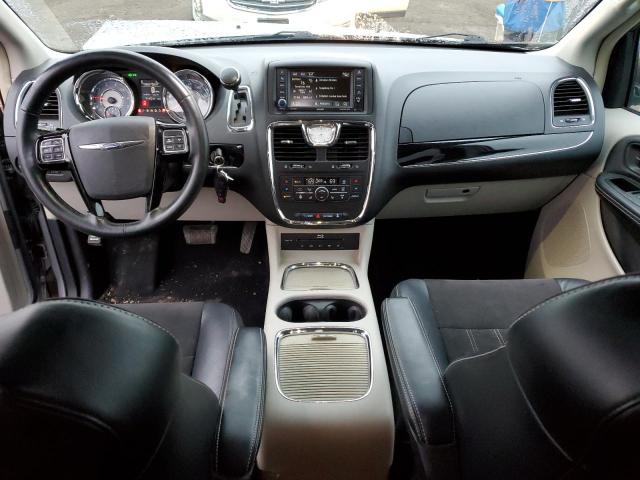 Photo 8 from auction – 2015 CHRYSLER TOWN & COU with VIN 2C4RC1JG7FR716988