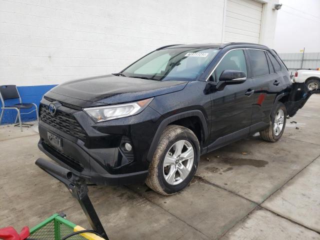 TOYOTA RAV4 XLE 2021 with VIN 2T3P1RFV2MW220342 - Photo from auction