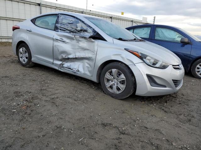 Photo 4 from auction – 2016 HYUNDAI ELANTRA SE with VIN 5NPDH4AE2GH715497