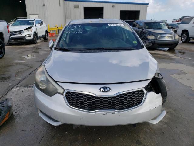 Photo 5 from auction – 2016 KIA FORTE LX with VIN KNAFK4A60G5585672