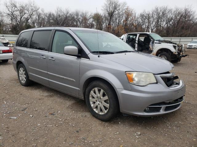Photo 4 from auction – 2014 CHRYSLER TOWN & COU with VIN 2C4RC1BG4ER438175