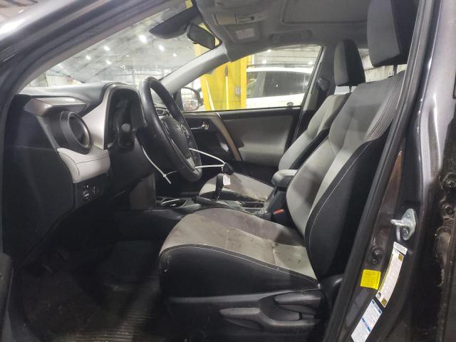 Photo 7 from auction – 2017 TOYOTA RAV4 XLE with VIN JTMRFREV7HJ106157