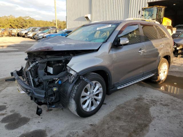 KIA SORENTO EX 2014 with VIN 5XYKU4A71EG490692 - Photo from auction