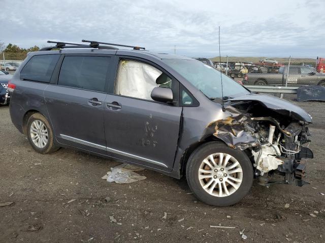 Photo 4 from auction – 2012 TOYOTA SIENNA XLE with VIN 5TDYK3DC1CS231493