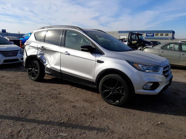 Photo 4 from auction – 2017 FORD ESCAPE with VIN 1FMCU9J92HUA13979