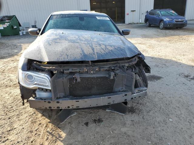 Photo 5 from auction – 2016 CHRYSLER 300 LIMITE with VIN 2C3CCAAG1GH261329