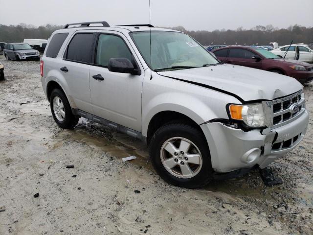 Photo 4 from auction – 2010 FORD ESCAPE XLT with VIN 1FMCU0DG6AKB60703