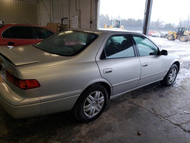 Photo 3 from auction – 2001 TOYOTA CAMRY CE with VIN 4T1BG22K41U777589