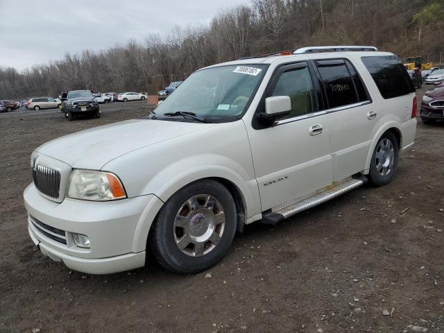 LINCOLN NAVIGATOR 2005 with VIN 5LMFU28575LJ02405 - Photo from auction