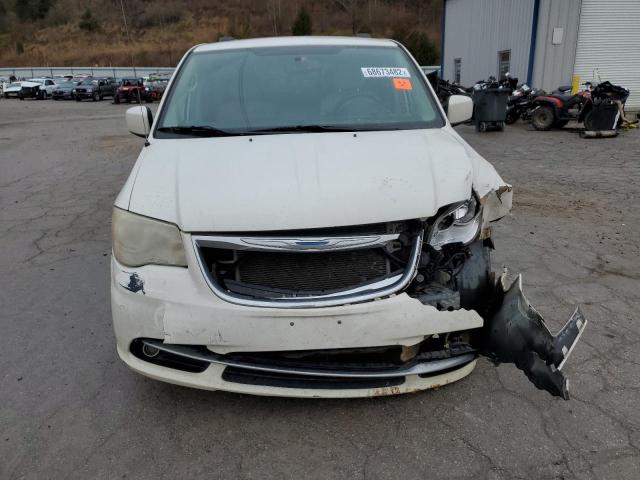 Photo 5 from auction – 2013 CHRYSLER TOWN & COU with VIN 2C4RC1BG7DR519735