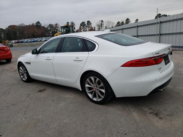 Photo 2 from auction – 2018 JAGUAR XF PREMIUM with VIN SAJBJ4FN8JCY54221