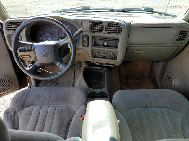 Photo 8 from auction – 2002 CHEVROLET BLAZER with VIN 1GNCS13WX2K130069