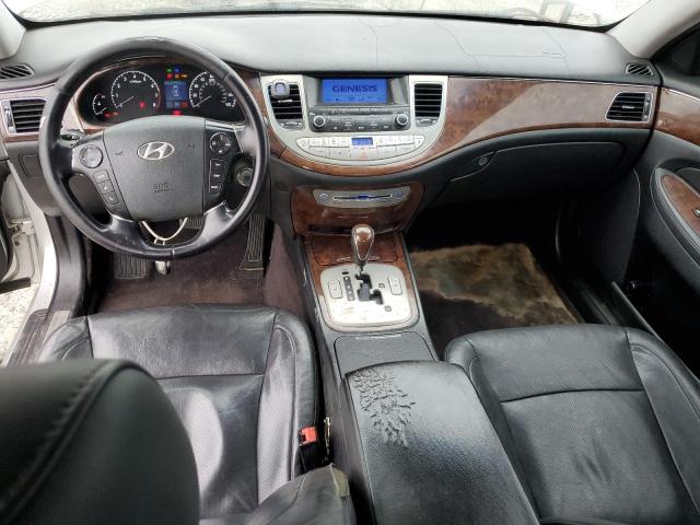 Photo 8 from auction – 2011 HYUNDAI GENESIS 3. with VIN KMHGC4DE6BU137048