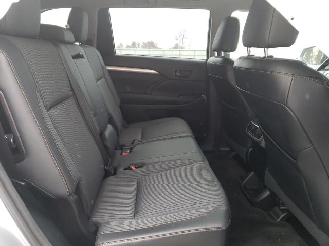 Photo 11 from auction – 2015 TOYOTA HIGHLANDER with VIN 5TDZKRFH4FS084445