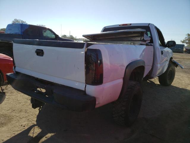 Photo 3 from auction – 2005 CHEVROLET SILVERADO with VIN 1GCHC24U15E129989