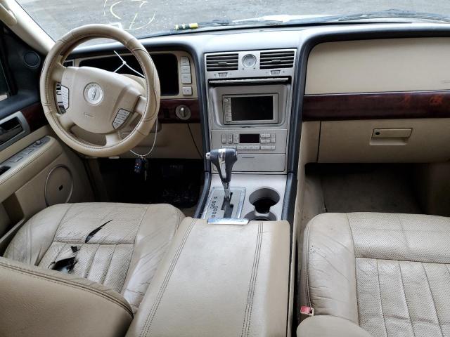 Photo 8 from auction – 2005 LINCOLN NAVIGATOR with VIN 5LMFU28575LJ02405