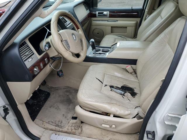 Photo 7 from auction – 2005 LINCOLN NAVIGATOR with VIN 5LMFU28575LJ02405