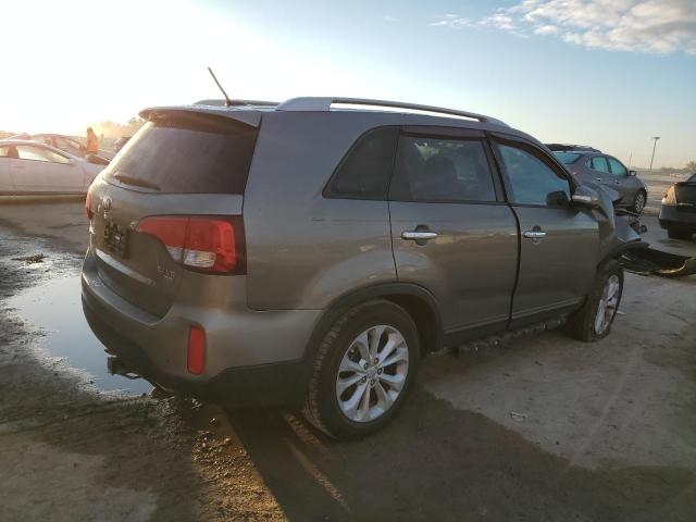 Photo 3 from auction – 2014 KIA SORENTO EX with VIN 5XYKU4A71EG490692