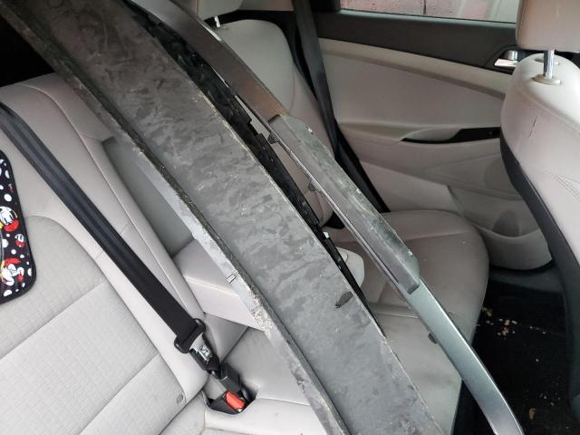 Photo 13 from auction – 2020 HYUNDAI TUCSON SE with VIN KM8J2CA48LU094834