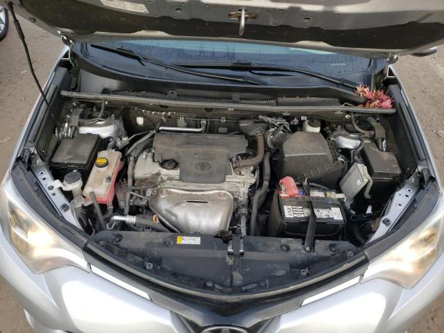Photo 12 from auction – 2017 TOYOTA RAV4 XLE with VIN 2T3RFREV1HW677239