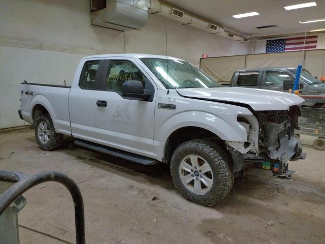 Photo 4 from auction – 2015 FORD F150 SUPER with VIN 1FTFX1EF1FFC21041
