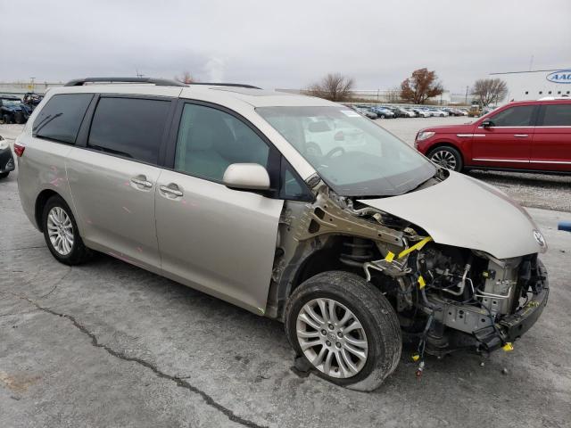 Photo 4 from auction – 2016 TOYOTA SIENNA XLE with VIN 5TDYK3DC9GS698067