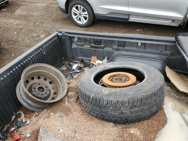 Photo 12 from auction – 2003 GMC SONOMA with VIN 1GTCS19X938223883